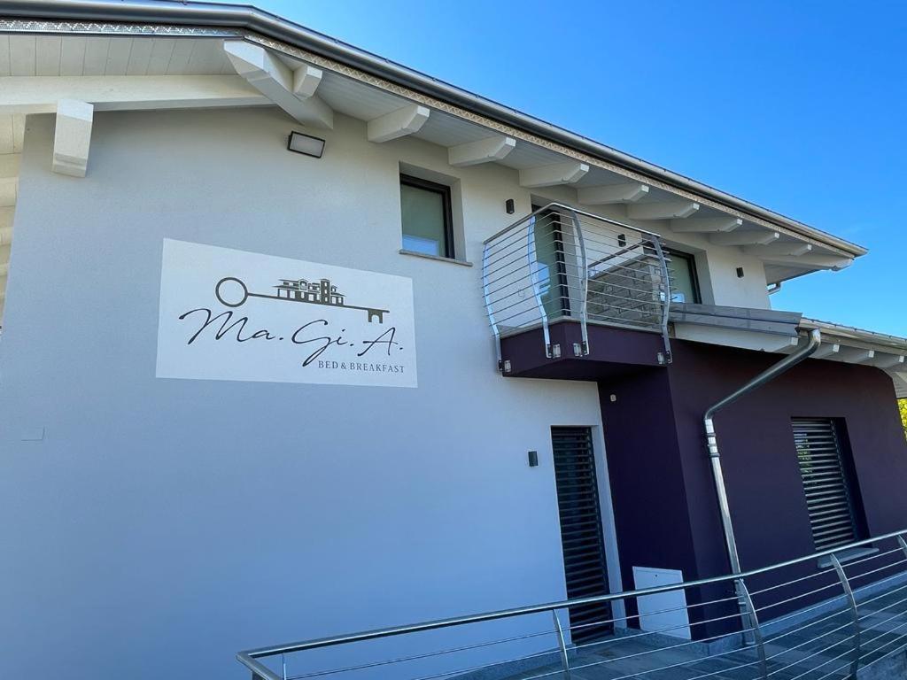 Bed And Breakfast Ma.Gi.A Кунео Екстериор снимка